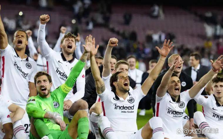 开云体育官网-包含赛地聚焦——德国杯清晨热度飙升；那不勒斯绝杀压哨；压力陡增；高层口径保持一致的词条